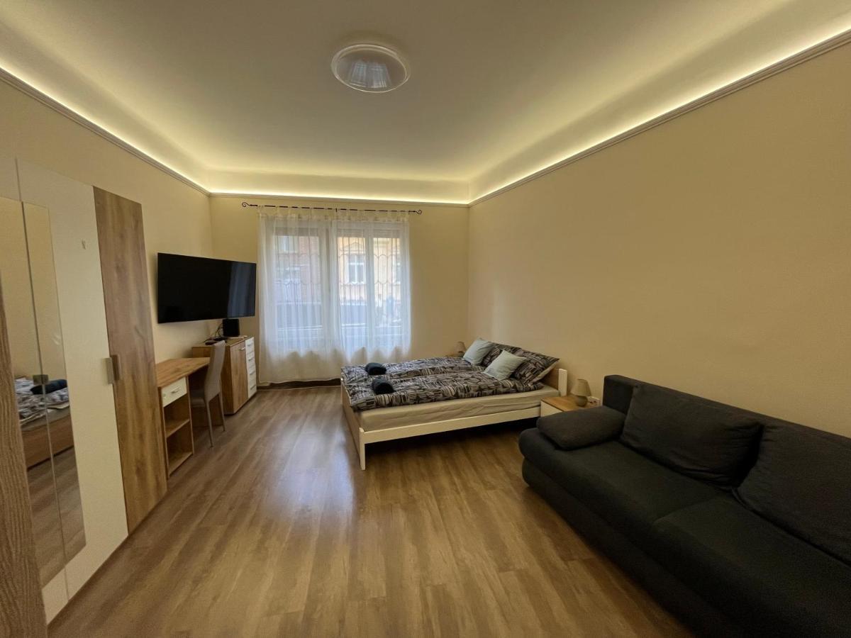 Albi Apartman セゲド エクステリア 写真